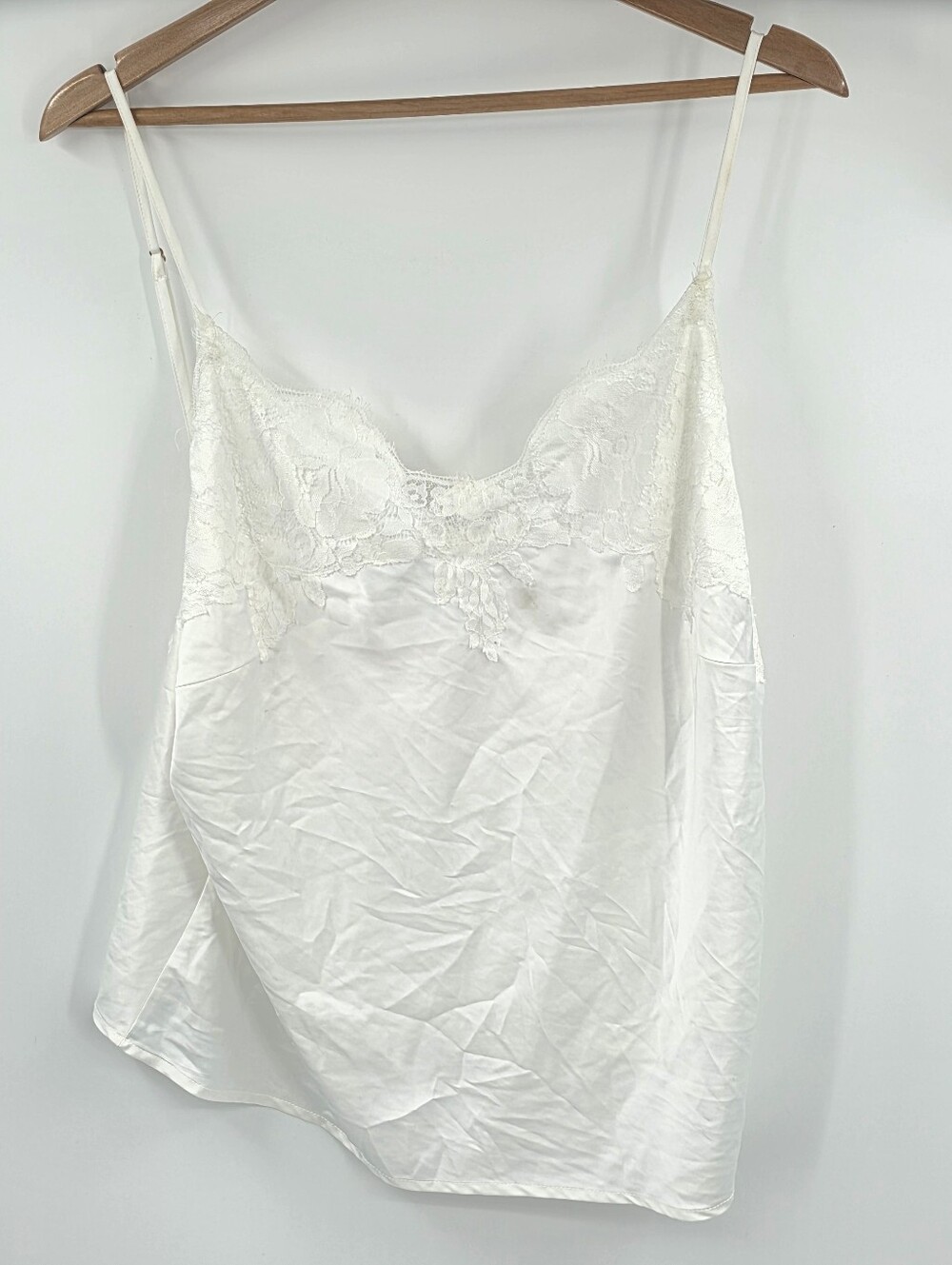 Homebodii White Satin Charmeuse Lace Lined Women's XL
